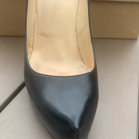 Christian Louboutin Rolandzip size EU38.5 - Picture 7 of 13
